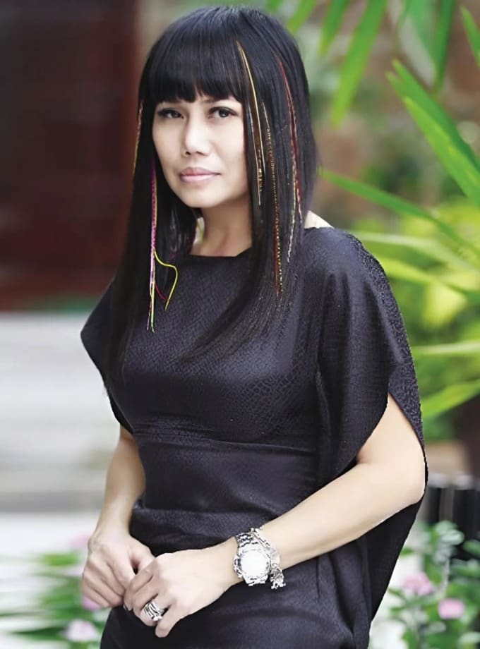 Lynda Trang Dai Arrested for Shoplifting 330 AirPods at Gucci Store